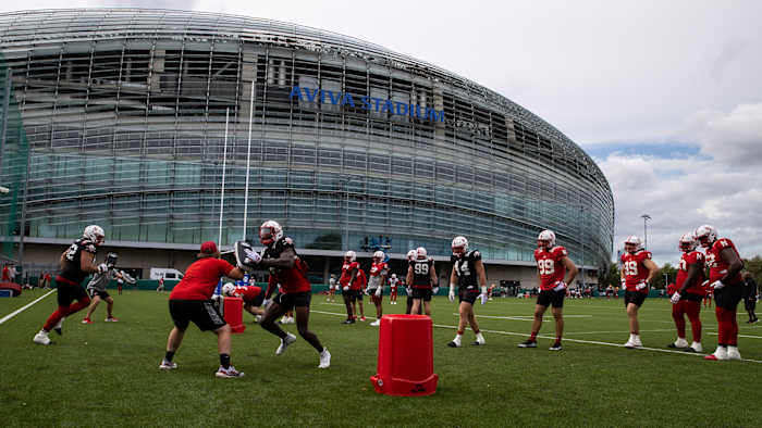 Ireland Wednesday FB_vs_Northwestern_Practice_SB_0202
